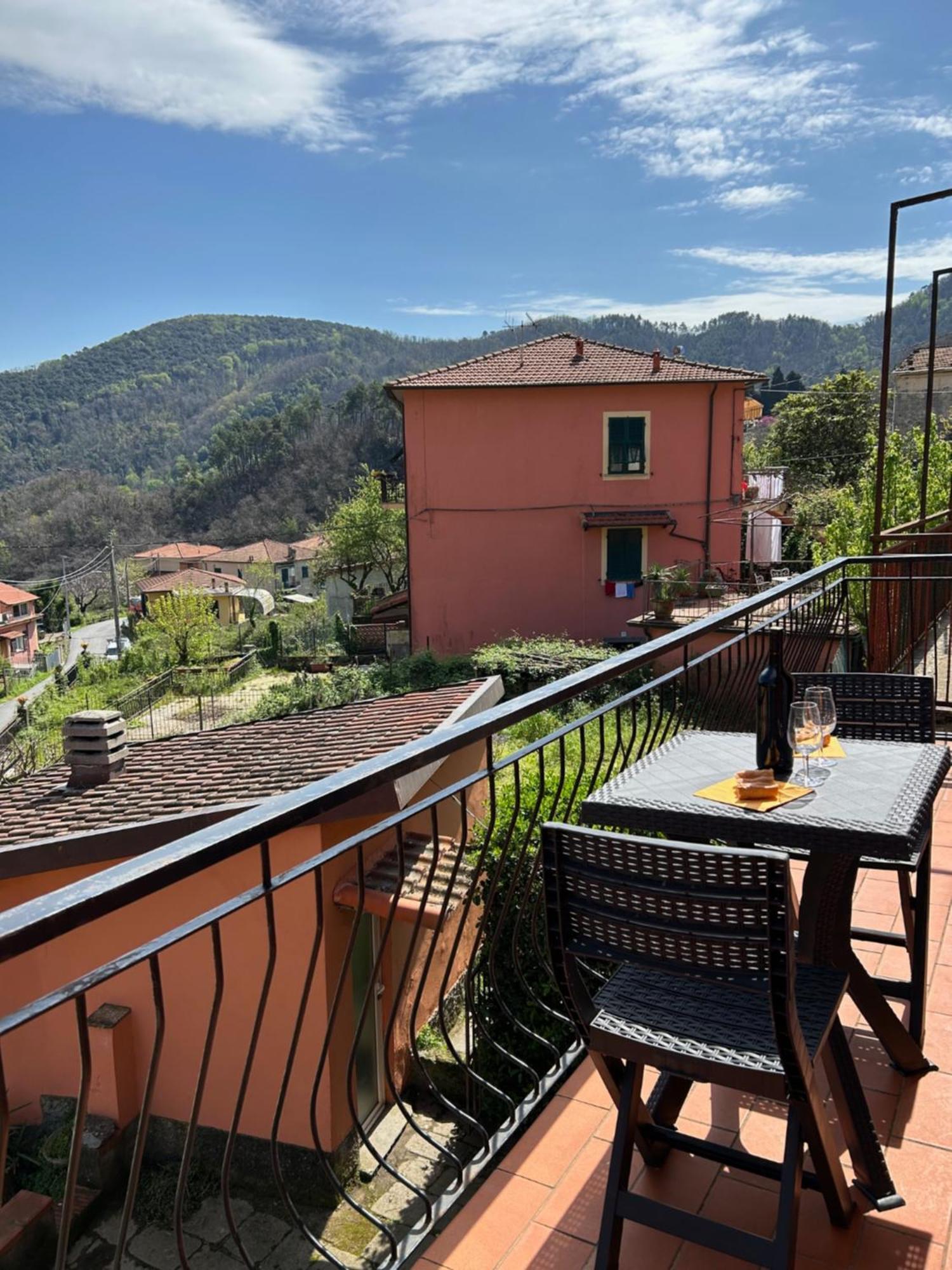 Ca De Igiu-Biassa-Cinque Terre Apartment Bagian luar foto