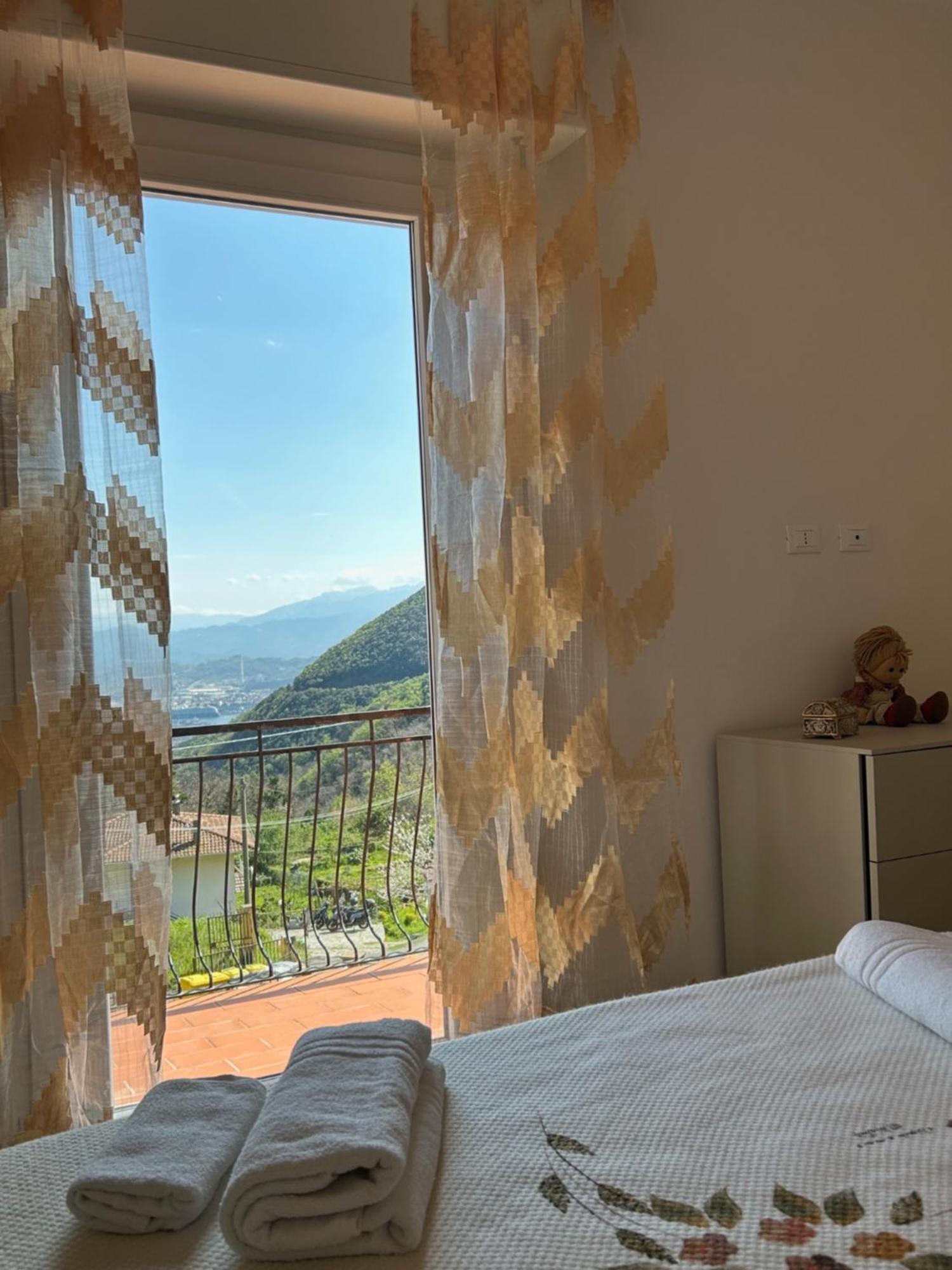 Ca De Igiu-Biassa-Cinque Terre Apartment Bagian luar foto