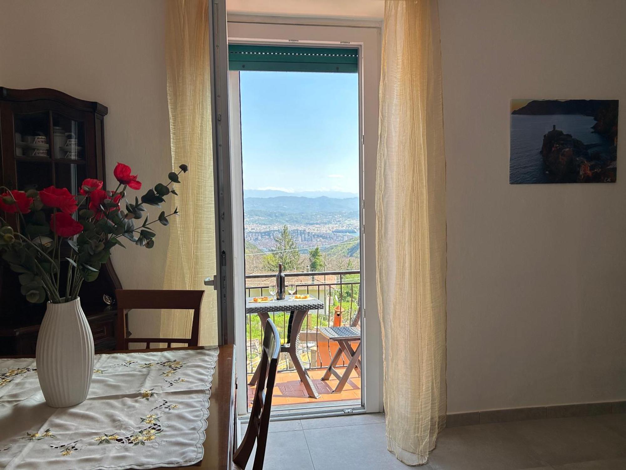 Ca De Igiu-Biassa-Cinque Terre Apartment Bagian luar foto