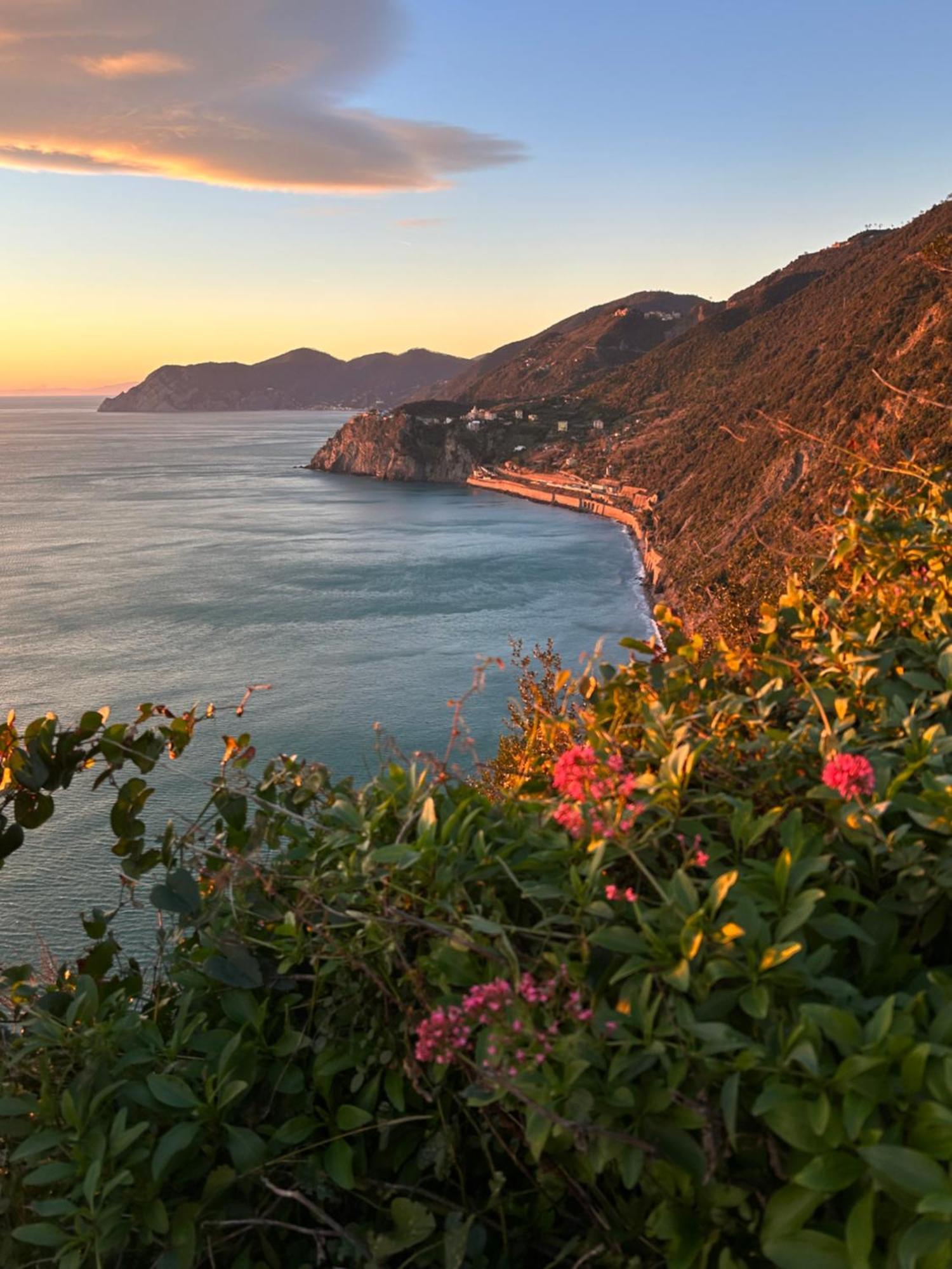 Ca De Igiu-Biassa-Cinque Terre Apartment Bagian luar foto